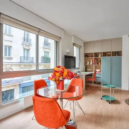 Charming Studio In The Xvii District * Párizs